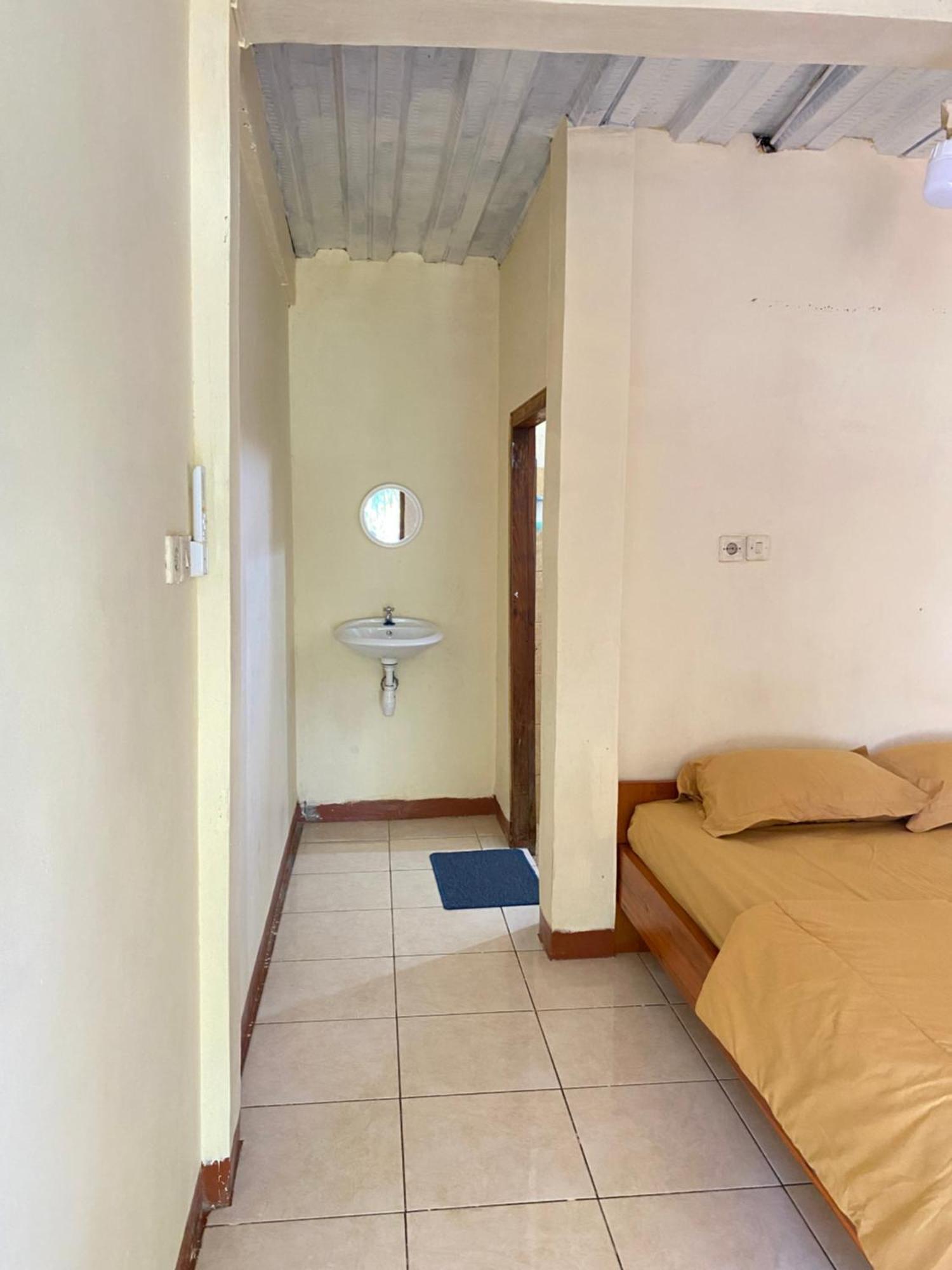 Pieter Homestay 라부안 바조 외부 사진